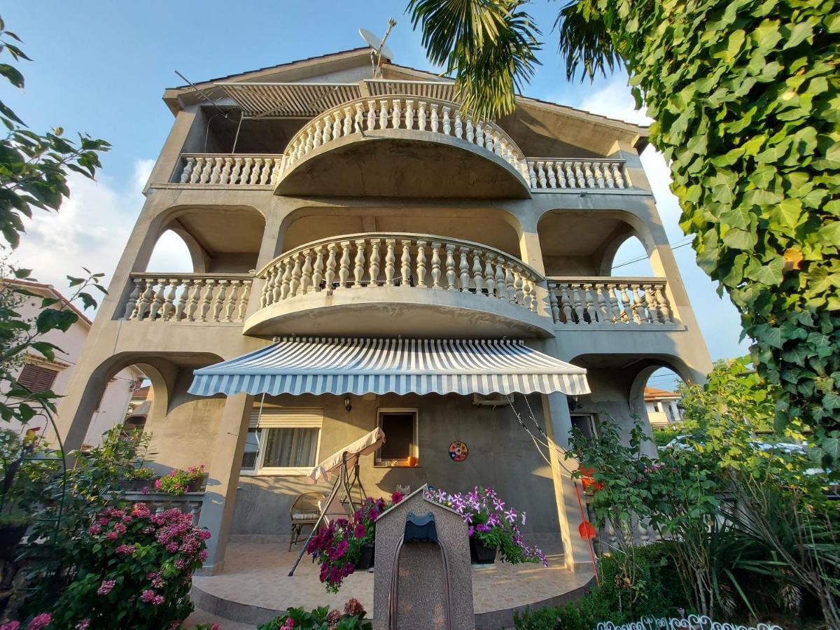 Apartman Palma Marinici  Екстериор снимка