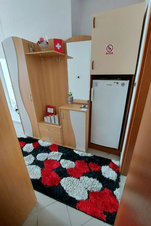 Apartman Palma Marinici  Екстериор снимка