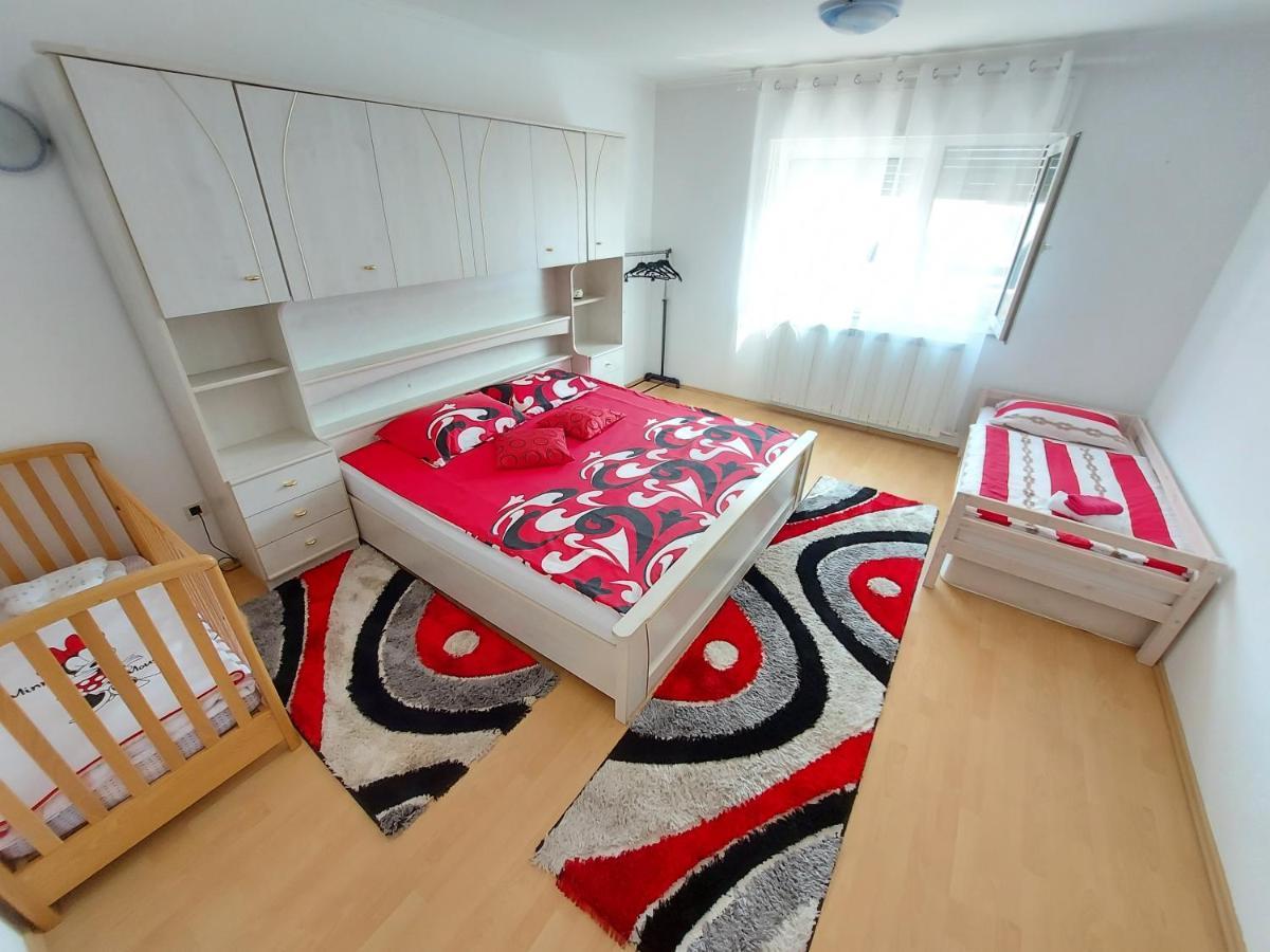 Apartman Palma Marinici  Екстериор снимка