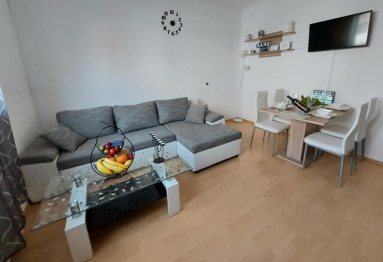 Apartman Palma Marinici  Екстериор снимка