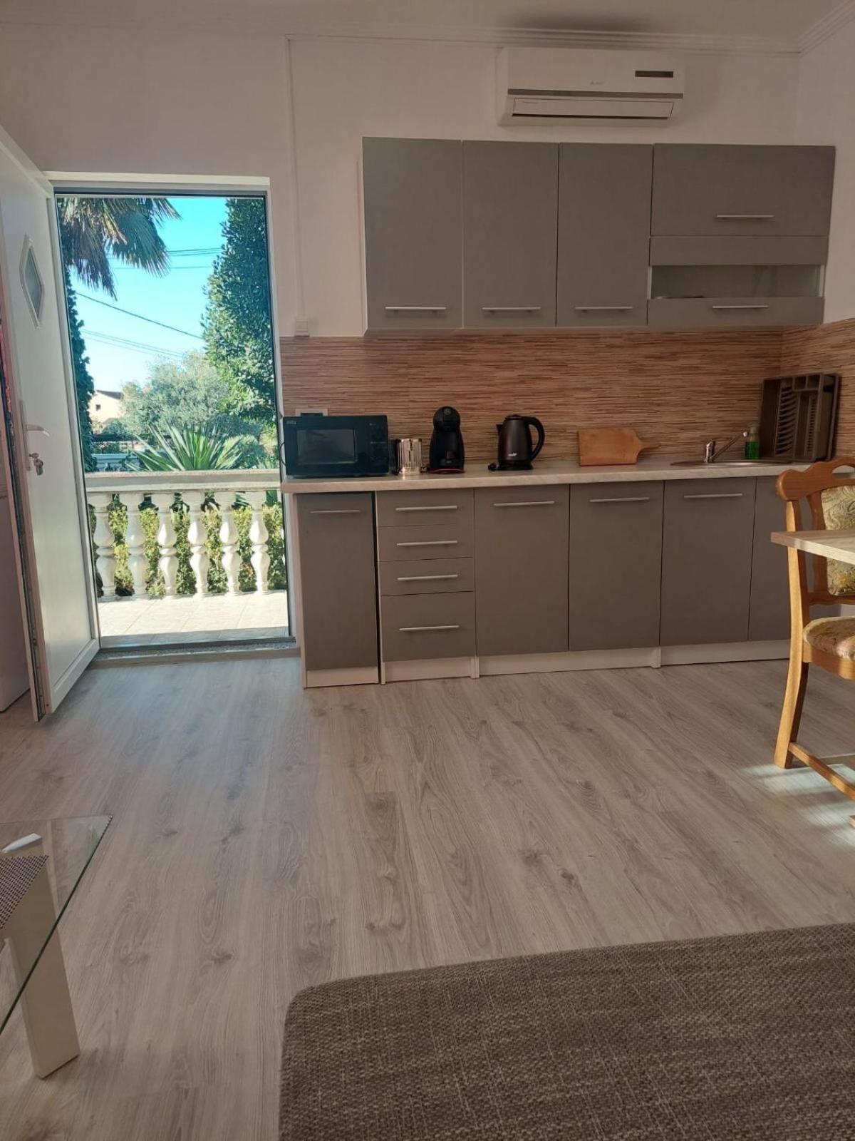 Apartman Palma Marinici  Екстериор снимка